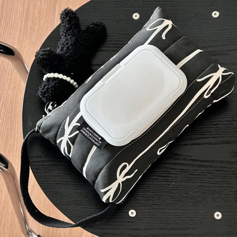 JUNNOTI Travel Friendly Wet Wipe Storage Case Quilted Sturdy Cotton Storage Bag With Fashionable Stripe And Bowknot