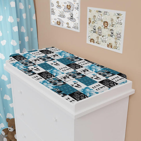 Love Cows Changing Pad Cover, Hippie Funny Cows Boho Floral for Boys Girls, 32''x16'', Soft Breathable