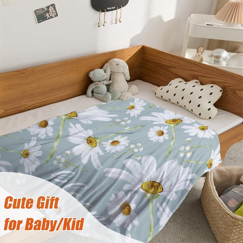 YeeJu Daisy Baby Throw Blanket, Small White Floral, 30x40, Soft Plush Fleece, Toddler Swaddle Gift