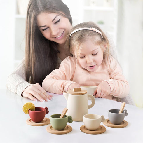 Set Enchanting Wooden Tea Party - Silicone Teapot, Cups & Carrying Scoop - Perfect for Little Girls' Tea Party