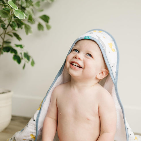 5-Piece 100% Set Featherhead Cotton Muslin Hooded Bath Towel & Washcloths for Baby Boy - Ultra Soft and Extra Absorbent