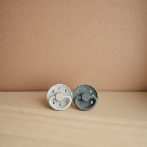 6-18 2-Pack FRIGG Moon Natural Rubber Baby Pacifier | Made in Denmark | BPA-Free (Powder Blue/Slate, Months)