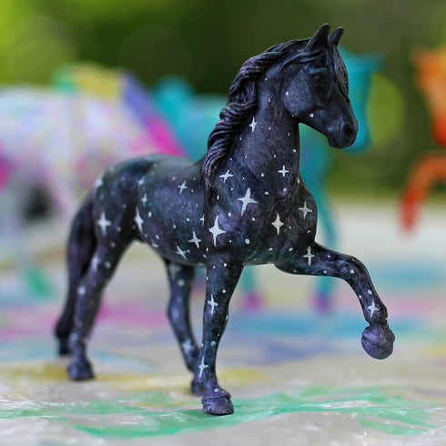 Breyer Horses Stablemates Fantasy Horse Paint Set, 5 Piece Set, 1:32 Scale, Model #4235 (Yellow)