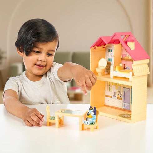 BLUEY Mini Home Playset - Compact House Playset with Carry Handle, Three Rooms and Figure with 5 Play Pieces