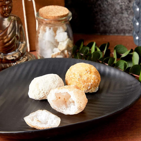 Okuna Outpost Break Your Own Geodes, Crystals Surprise for Kids, 2lbs, 12 Pieces