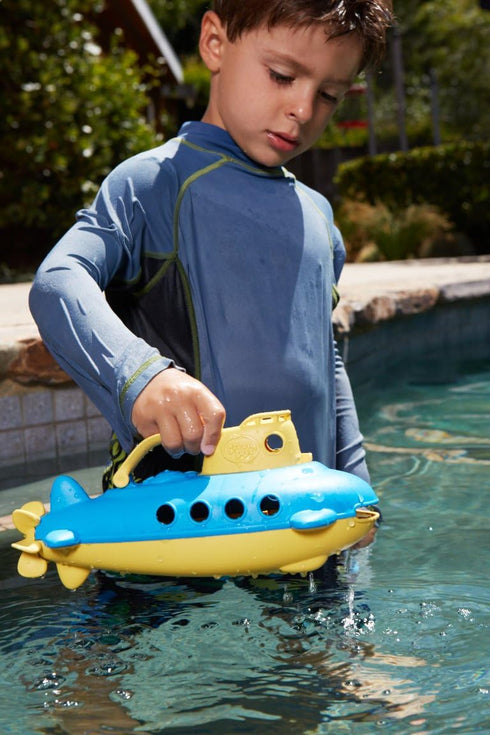 Green Toys Submarine in Yellow & Blue - BPA Free, Phthalate Free Bath Toy with Spinning Rear Propeller