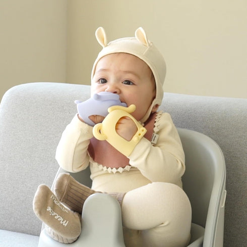 3+ Moyuum Silicone Elephant Grip Hand Teether Toy | Made in Korea, Provides Teething Relief, Wearable Teether is Easy