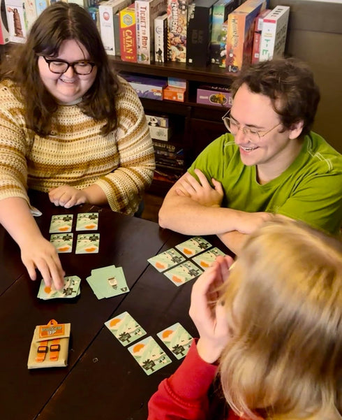 Packed Up! 8+ 15 1-6 The Fast-Paced, Memory & Strategy Card Game for Families & Kids | Fun Minute Games for Players |