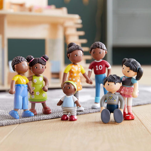 Set HABA Little Friends Family - Mom, Dad, and Baby Dollhouse Figures