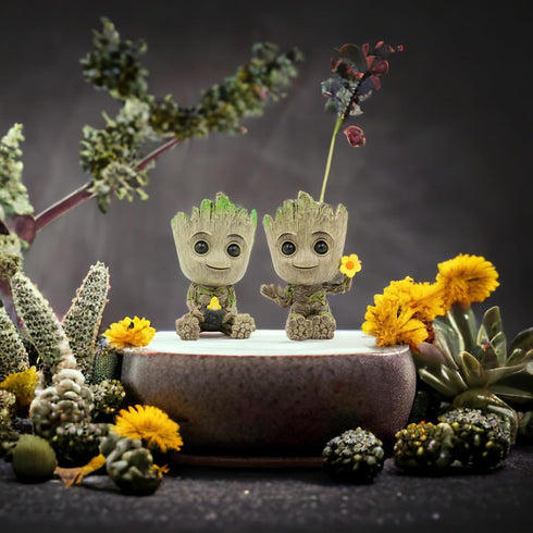 Mini Groot Figurine, Miniature Model Home Accessories, Decompression Artefact for Kids