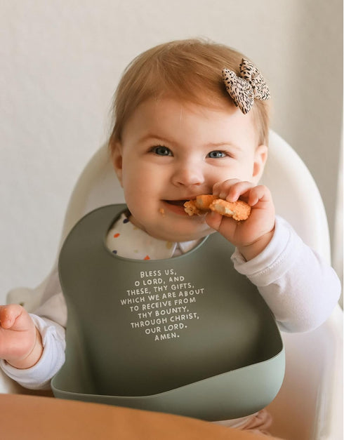 Adjustable Waterproof Baby Bibs - Heart Design for Mealtime