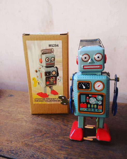 Wind Up Vintage Robot Retro Classic Clockwork Spring for Collection, Xmas, Gift, Party, Birthday, Festival, Surprise