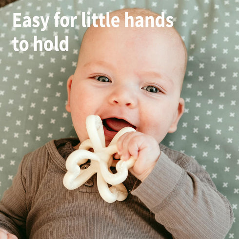 Haakaa Silicone Clover Teether Toy, Food Grade Silicone for Babies 3-12 Months, Soft Chew Toy (Oat)