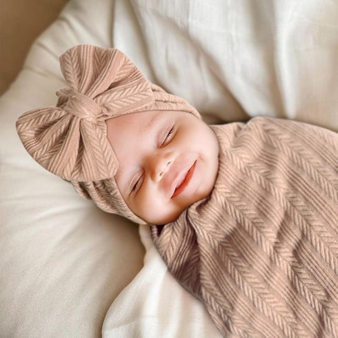 Set BQUBO Newborn Receiving Blanket Hat Mittens for Baby, Unisex Baby Boys Girls Essentials, Newborn Registry Must