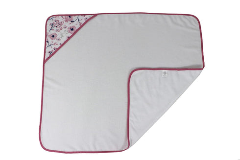 3 Pack (GS71728) Cudlie Buttons & Stitches Baby Girl Rolled/Carded Hooded Towels in Crisp Blossom Print