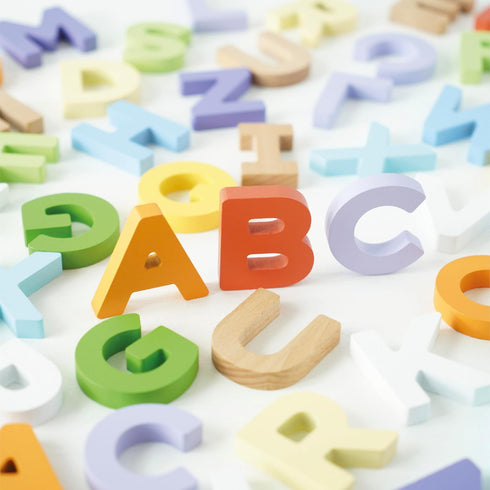 Le Toy Van Wooden Letters in a Bag Toy, Plastic Free, Suitable for Ages 18+ Months