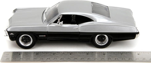 1:24 1967 Jada Toys Bigtime Muscle Chevrolet Impala SS Opening Doors, Hood, Trunk, Rubber Tires(Candy Silver/Black)