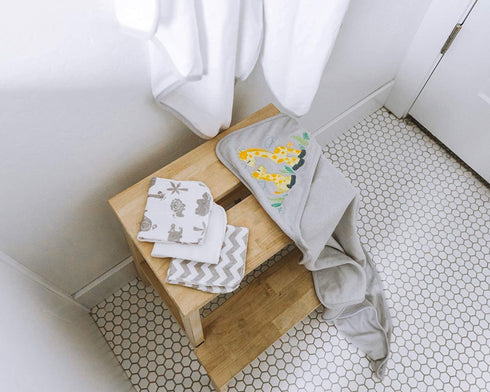 Set 23-Piece Set, GBA23 0501) Spasilk Bath Hooded Towels & Washcloths for Babies, Gift Grey, (Gift