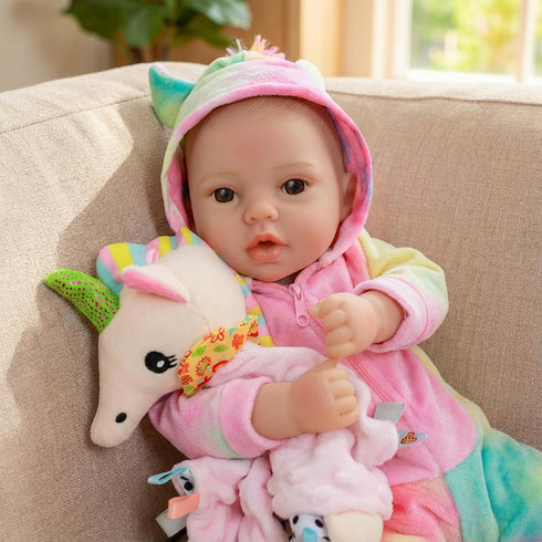 18 inch 3 4 5 6 7 8+ GOAROY Lifelike Baby Dolls Girl, Large Realistic Sweet Soft Body Baby Doll Real Life Baby Dolls