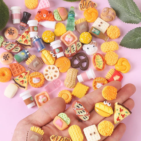 DULEFUN 100pcs Miniature Foods Drink Bottles Toys, Mixed Mini Resin Food Drinks Figures Pretend Play Kitchen Game Party
