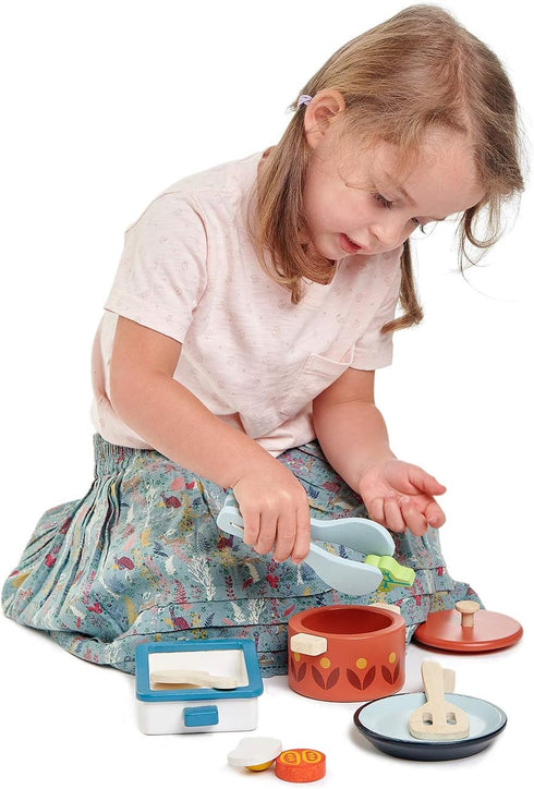 Tender Leaf Toys - Pots and Pans, 13 Pcs Wooden Pretend Cooking Playset, Play Kitchen Cookware Accessories for Kids