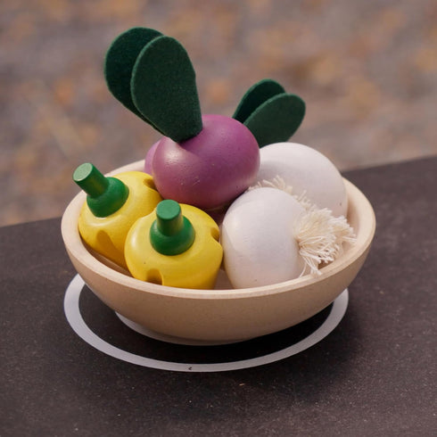 Set PlanToys Wooden Fresh Produce Red Radishes, Garlics and Yellow Bell Peppers | Pretend Play Food for Imaginative