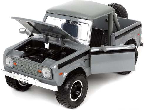 1:24 1973 Jada Toys Just Trucks Ford Bronco Die-cast Car Grey, Toys for Kids and Adults