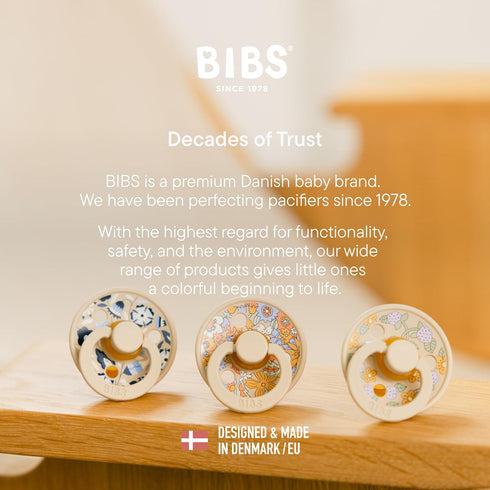 100% BIBS Liberty Pacifier Box with Strap. Soother Holder and Steriliser case. BPA Free Food-Grade Material - Bobo