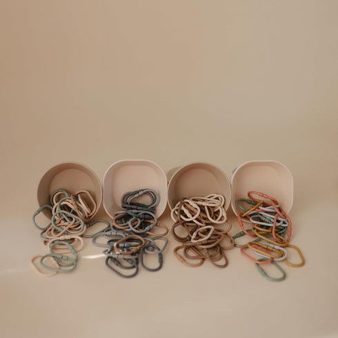 12-Count mushie Baby Chain Link Rings Toy | Multiuse Car Seat Stroller Connecting Toy (Natural, Shifting Sand, Kahki)