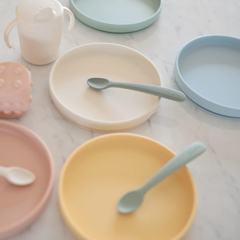 mushie Classic Silicone Suction Plate | BPA-Free Non-Slip Design (Cambridge Blue)