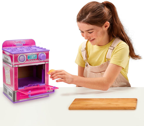Playset 5+ Cookeez Makery Cinnamon Treatz Oven Interactive Bake & Reveal Oven with Mystery Scented Plush (Cinnamon