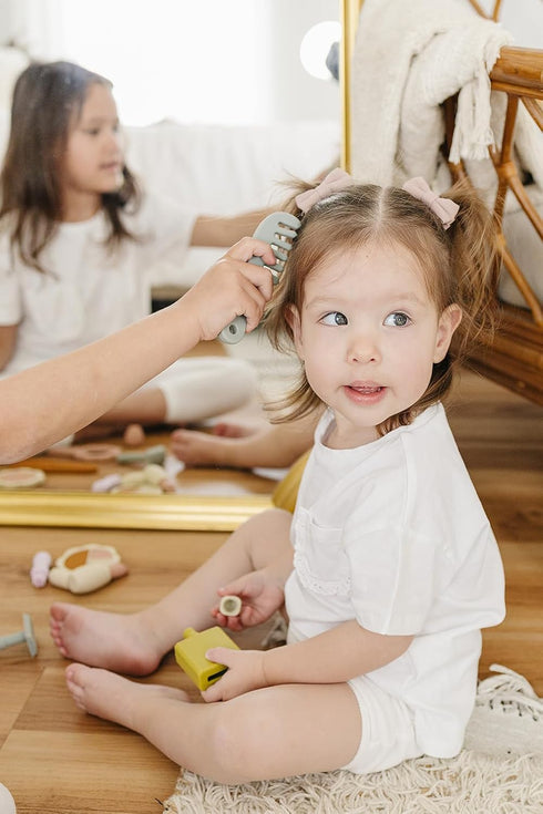12 Set Marlowe & Co Silicone Hair Salon and Makeup Kit for Toddlers and Children, Piece Mess Free Pretend Play Beauty
