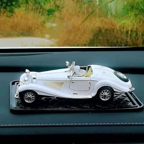 PUXU 1:28 Pullback 6.5in/16.8cm) Scale Diecast Metal Antique Classic Model Cars Collectible Toy Gifts (White,Length