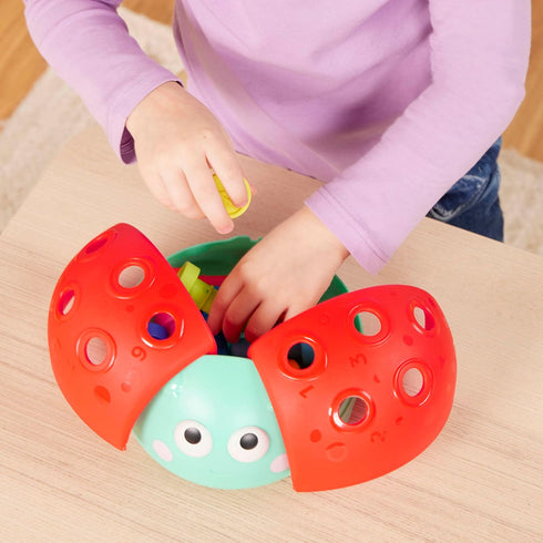 Battat Education Fine Motor Peg Toy for Toddlers, Montessori Educational Developmental Toy - Learning Ladybug