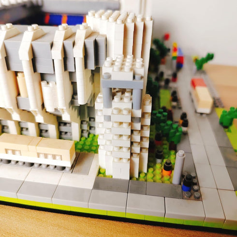 Set Madrid Style Soccer Stadium Model Micro Mini Diamond Block Kit for Adult Assemble Football Field Brick Puzzle Toy