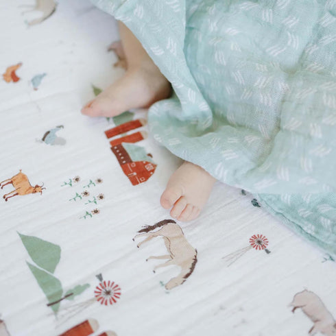 100% Farmyard-Themed Soft Muslin Crib Sheet for Babies | Cotton Fitted Sheet