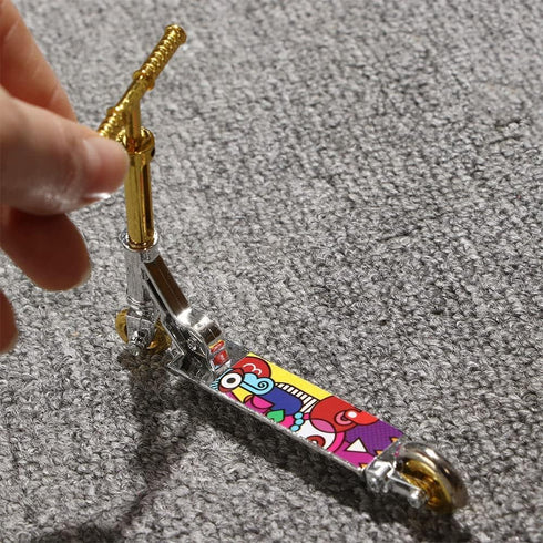 Mini Fingerboard Scooters Gold, Tiny Two Wheel Toys, Finger Scooter Fingertip Movement Skateboard for Play