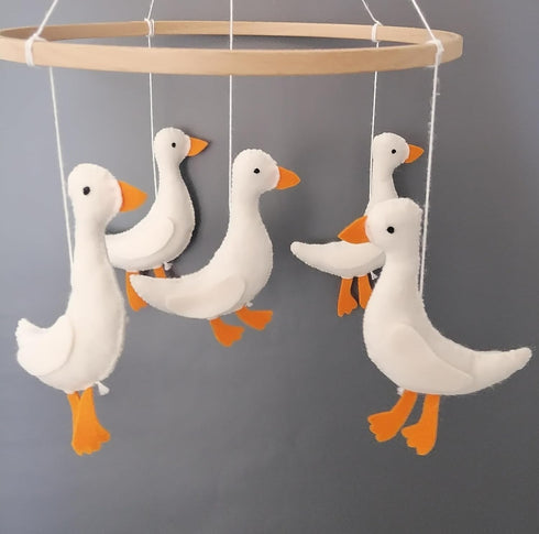 Geese Crib Mobile,Hunting Nursery Decor,Goose Mobile,Neutral Nursery Decor, Felt,Natural cot Mobile, Duck Crib Mobile