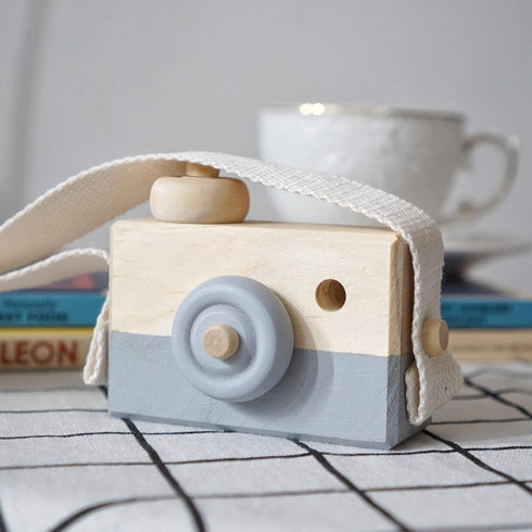 Baby Toy Wooden Mini Camera Toy, Baby Kids Cute Mini Sharpe Toy, Neck Hanging Photographed Props for Baby Toddlers