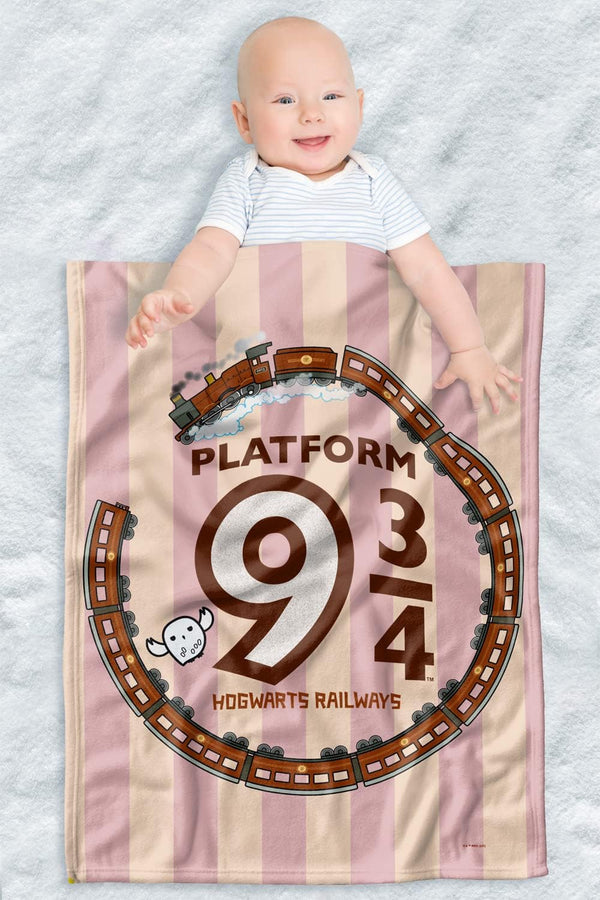 Harry Potter Lightweight Baby Blanket, 30"X40", Platform 9 3/4 Unisex for Infants, Girls & Boys