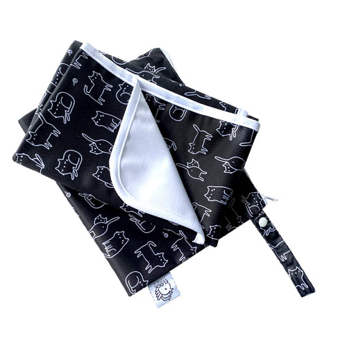 Flockthree Waterproof Baby Diaper Changing Pad with Storage Bag, Washable Wipeable Reusable Travel Mat, Cats