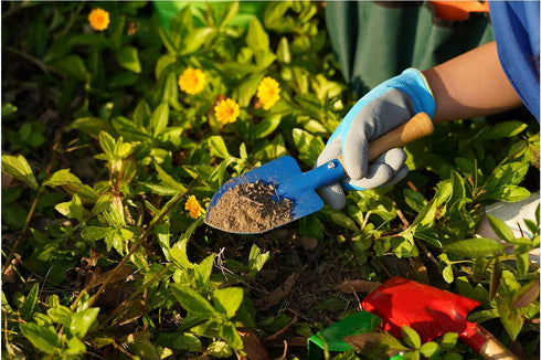 Doiaz Set Kidz Gardening -Real Metal Gardening Tools Kit for Childrenz Includes Sturdy Shovel,Rake,Fork,Trowel,Kidz