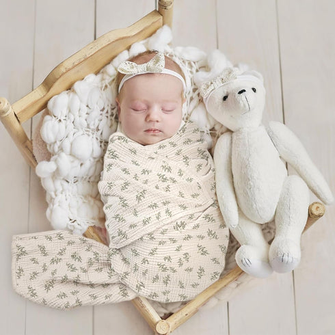 Baby Muslin Swaddle Blankets: Soft Receiving Blanket for Newborn - Cotton Swaddling Blanket for Neutral 2Pack(Leaf Autumn) by lulumoon
