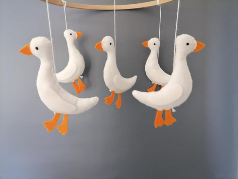 Geese Crib Mobile,Hunting Nursery Decor,Goose Mobile,Neutral Nursery Decor, Felt,Natural cot Mobile, Duck Crib Mobile
