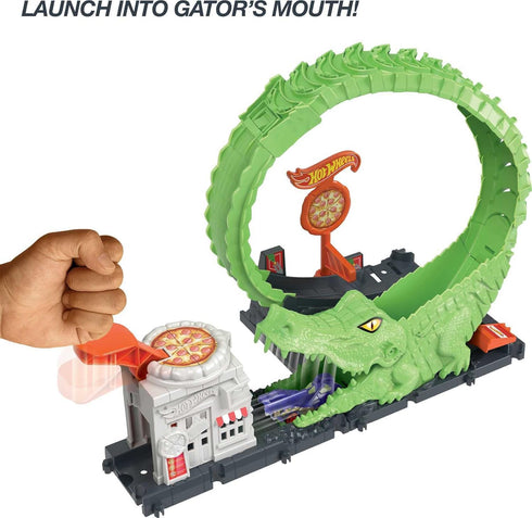 Hot Wheels Toy Car Track Set, Gator Loop Attack Playset in Pizza Place with 1:64 Scale Car, Connects to Other Sets