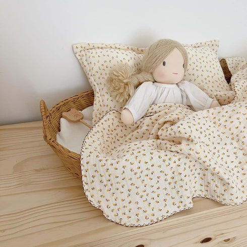 Summer MKXI Cute Floral Muslin Blanket Girly Comforter Yellow Flowers Pattern Nursery Swaddling Blankets Easy Care