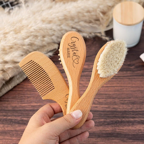 DOYOUWE Set Set Custom Baby Hair Brush and Comb for Newborns, Personalized Wooden Toddler Hair Brush with Engraved