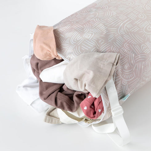 Packing, Bumkins Waterproof Hanging Wet Bag Large for Baby, Laundry, Dirty Clothes, Travel, Swim Suit, Cloth Diapers