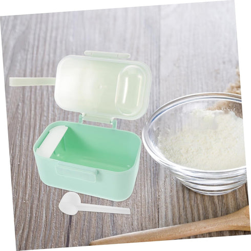 LIOOBO Portable Baby Formula Container for Travel Large Capacity Milk Powder Dispenser with Lid and Convenient