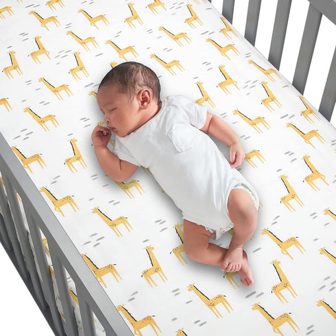 Organic Cotton Fitted Crib Sheet with Giraffe Print - White/Yellow